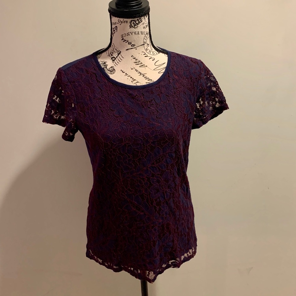 Lace Overlay Shortsleeved Top Burgundy & Navy (S)